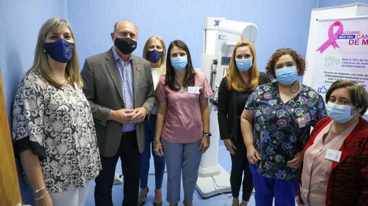 Perotti inauguró el área de mamografías y licitó la refuncionalización del área de internación del Hospital Sayago